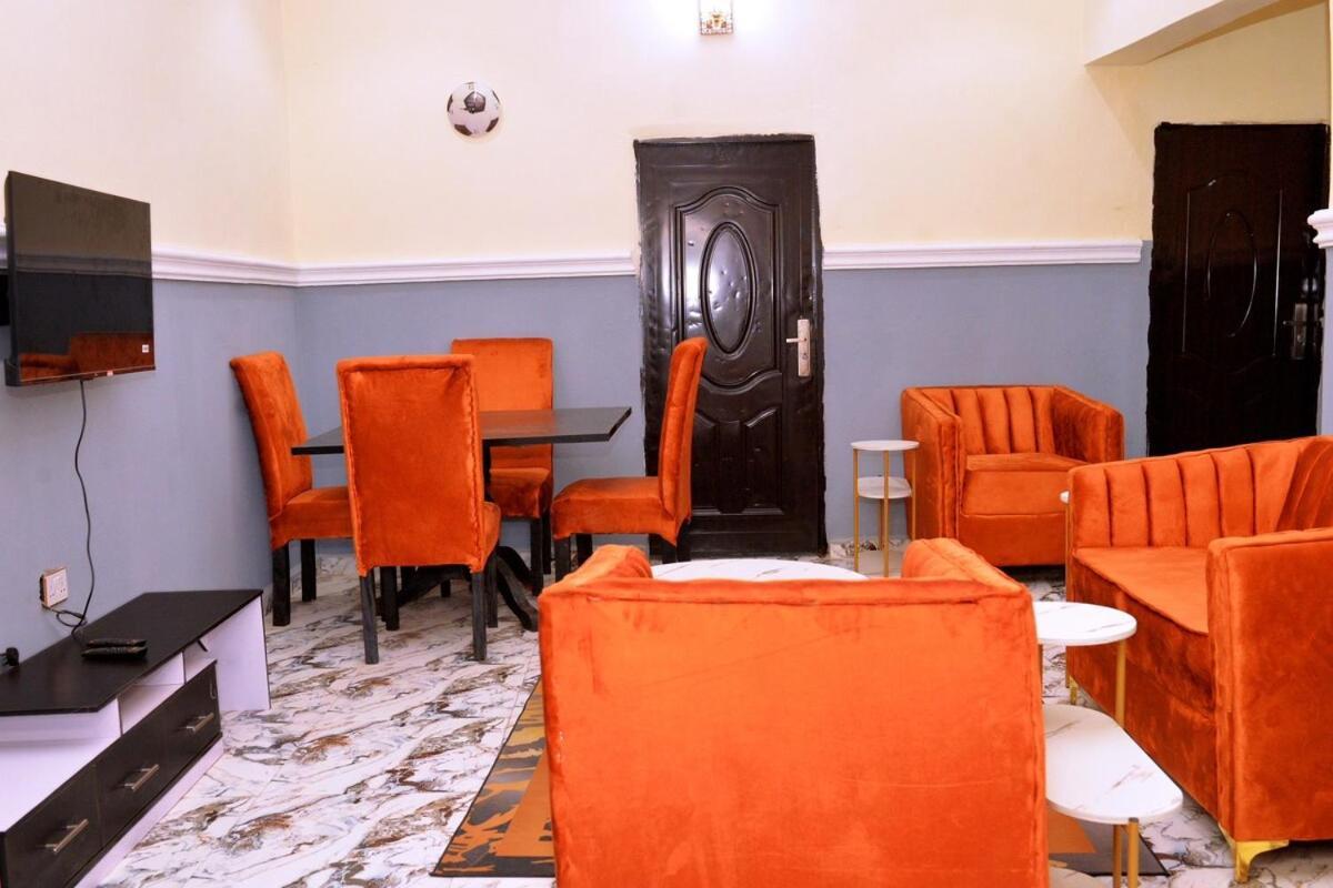 Luxury 3-Bedrooms, 3 Bathrooms Apartment At Oxford Villa Nnewi Exterior photo